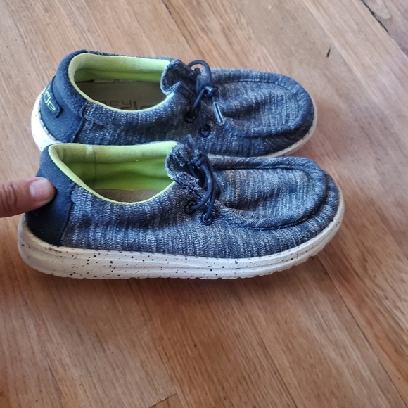 Hey Dude Kids Wally Casual Shoes, Size 12 - Picture 3 of 8